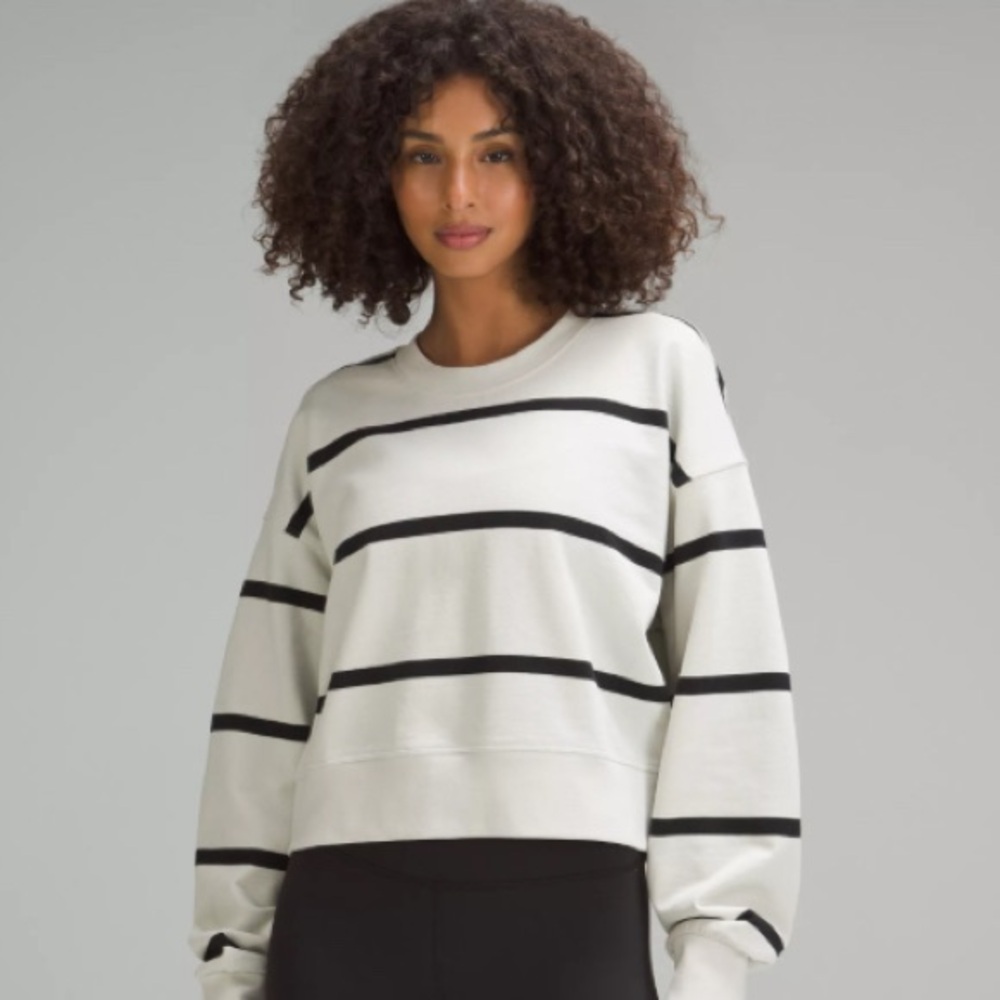 Like new - worn twice! Lululemon perfectly oversized cropped crew, 14